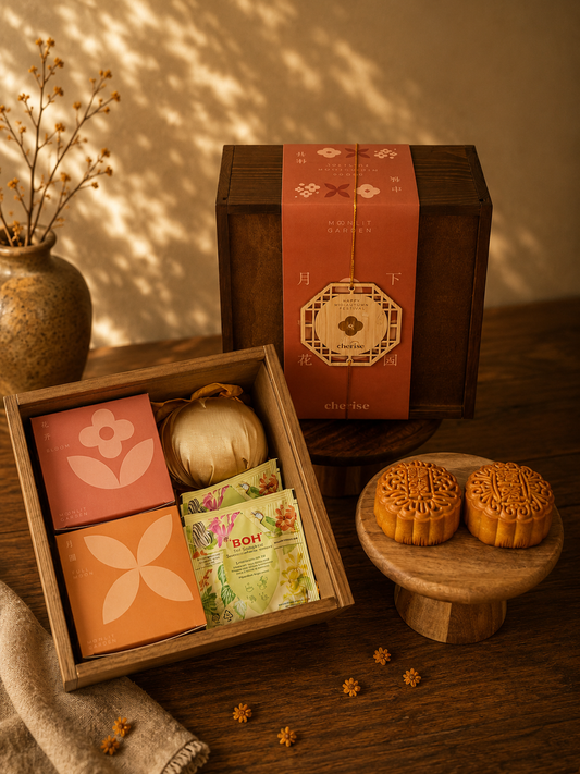 月映珍藏 · Moonlit Keepsake Collection
